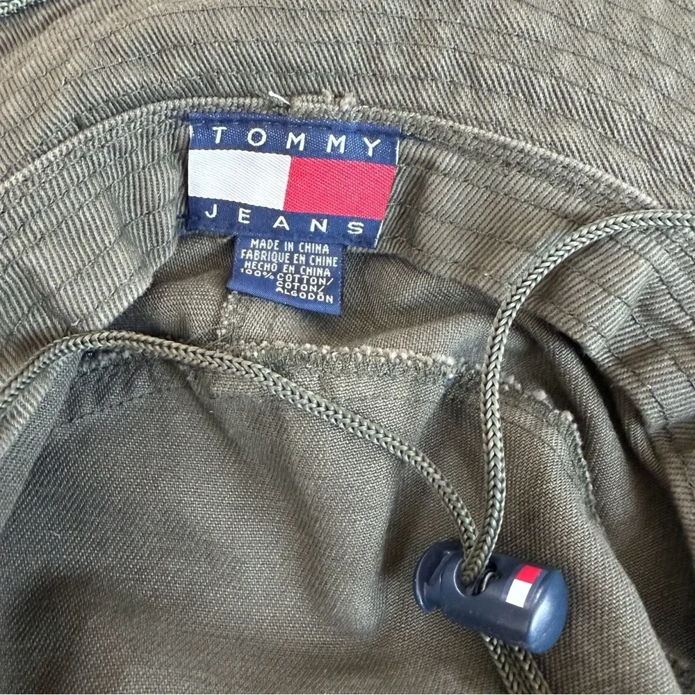 Tommy Hilfiger Embroidered Bucket Hat Vintage Y2K Logo Hip Hop Cotton
